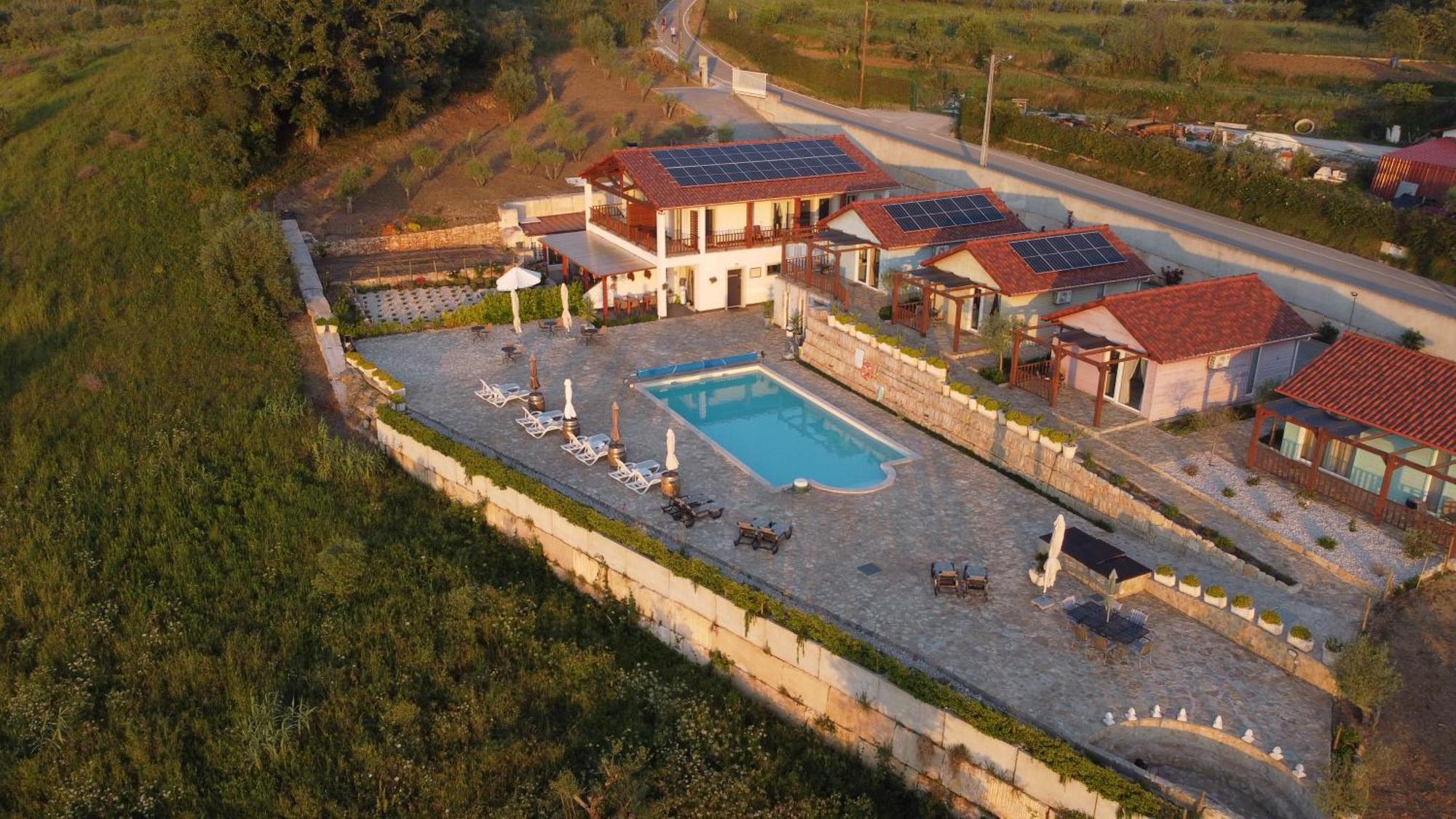 The Olive Hill Guesthouse บาตาเลีย ภายนอก รูปภาพ