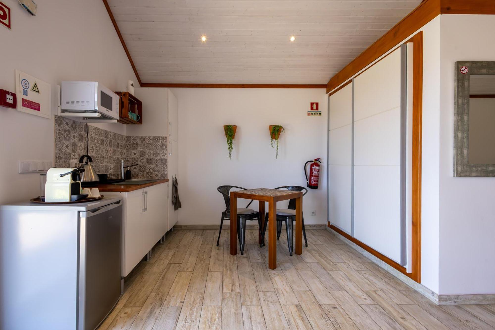 The Olive Hill Guesthouse บาตาเลีย ภายนอก รูปภาพ